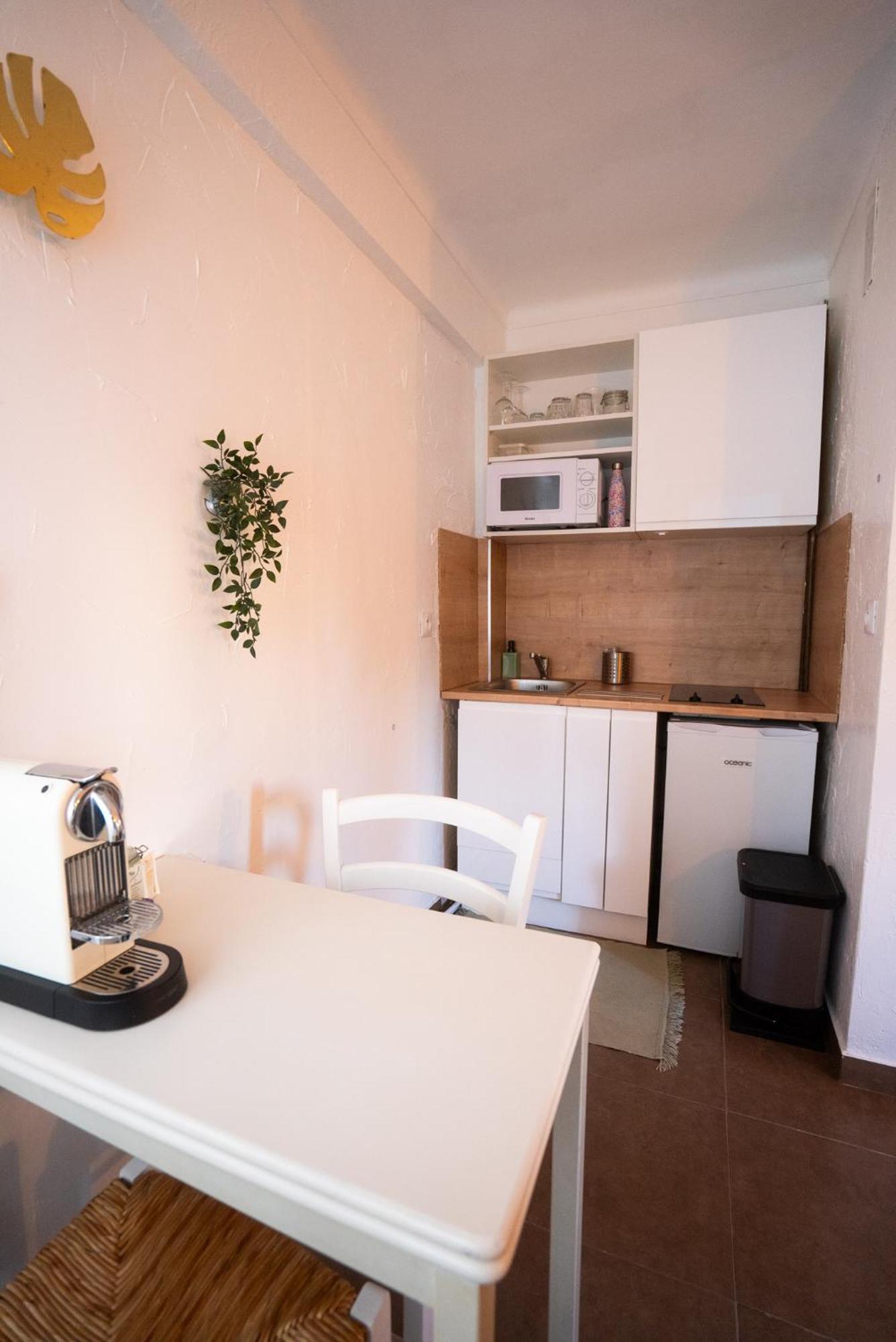 Location Studio Avec Loggia Apartamento Antibes Exterior foto